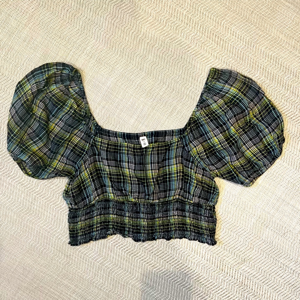 NWOT - crop square neck/off shoulder top